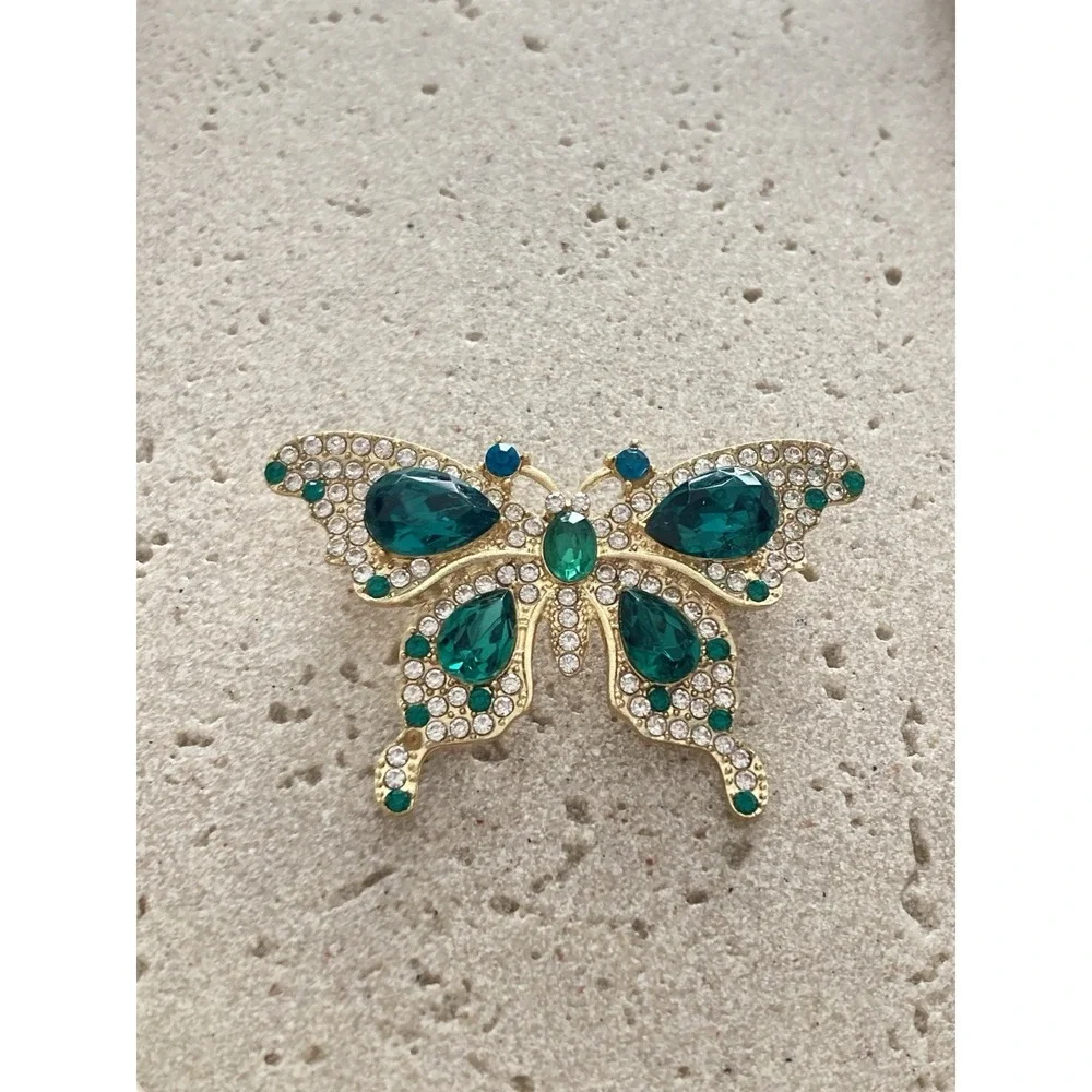 Whimsical‎ Butterfly Brooch Gold Tone Green Teal Rhinestone Woodland Fairy